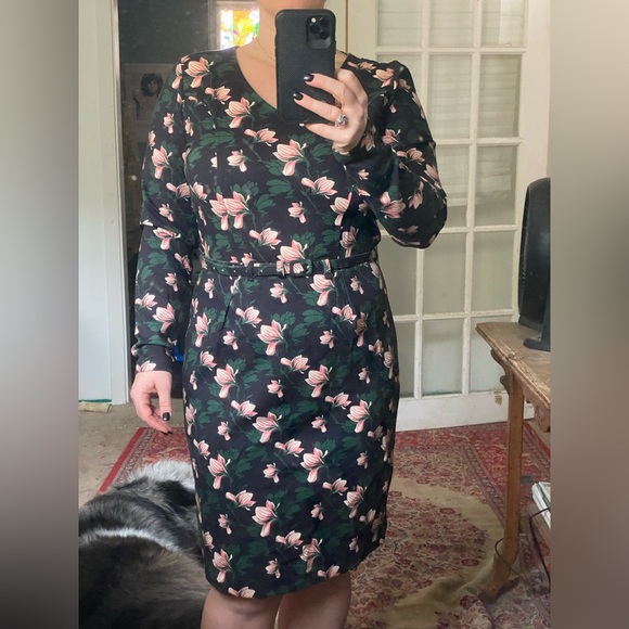 Four Funky Flavours Fitted Magnolia Dress - Picture 2 of 14